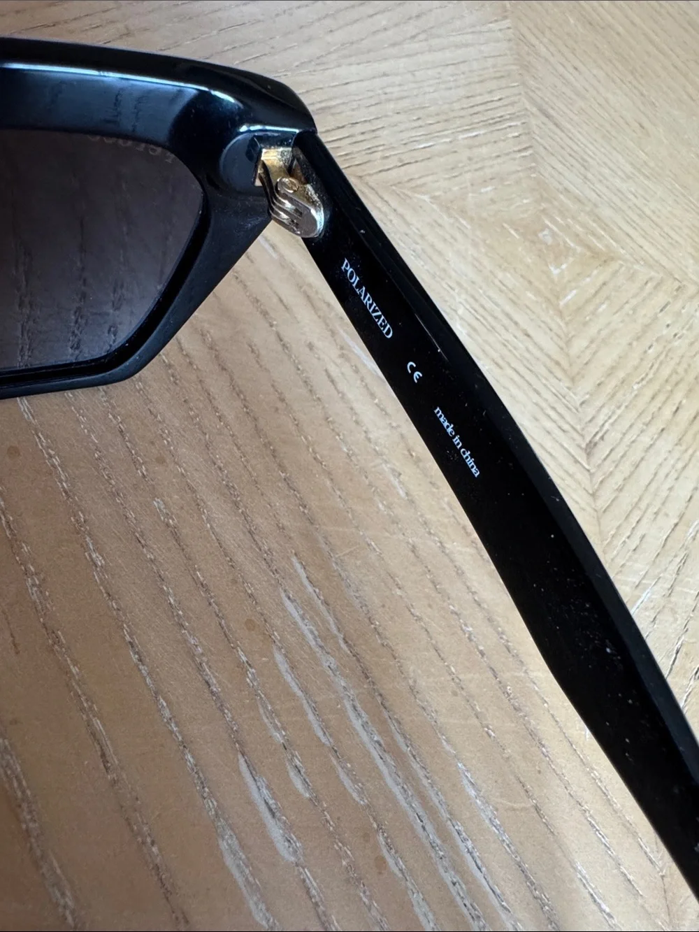 Feroce Black Cat-Eye Women's Sunglasses
